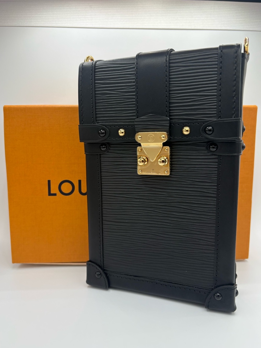 NEW Louis Vuitton Black Epi Leather Trunk Messenger Full Set